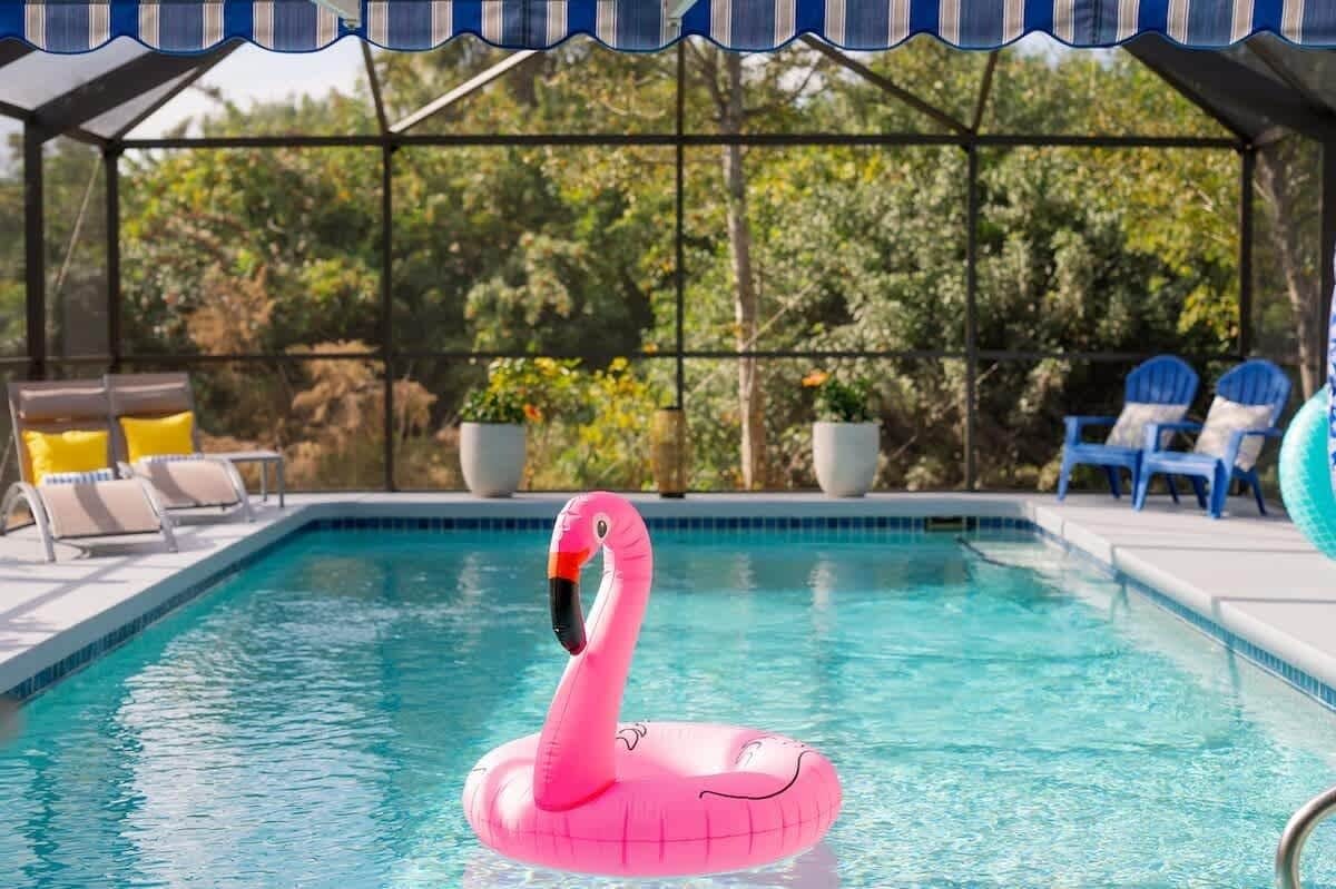 室外泳池、暖水池