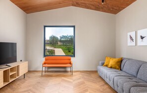 Fernseher, Stereoanlage