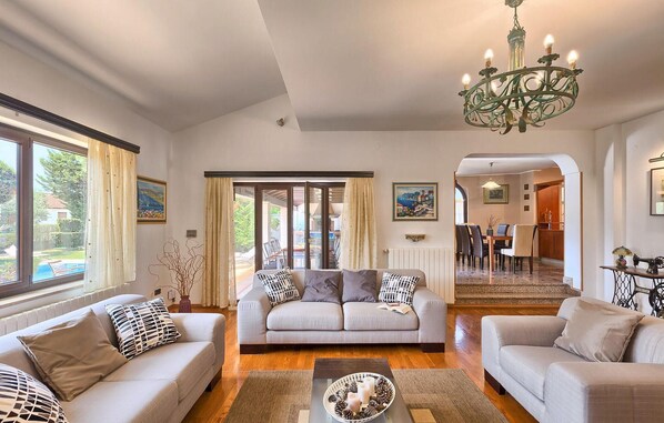 تلفزيون، كرة قدم الطاولة، تنس طاولة