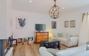 TV, fireplace, table football, ping pong