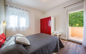 3 chambres, lit de bébé portatif, accès au Wi-Fi (inclus)