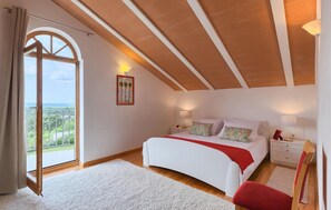 5 habitaciones, cuna de viaje, wifi gratis y ropa de cama 