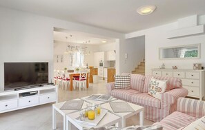 TV, DVD player - Amazing home in Labin - Rabac (Labin - Rabac)