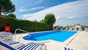 Pool - Villa Old School House (Tinjan)