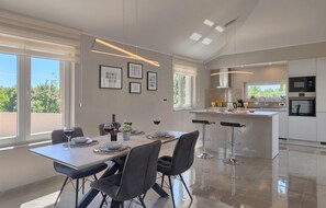 Dining - Awesome home in Barban (Barban)