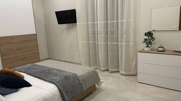 2 Schlafzimmer, Bügeleisen/Bügelbrett, Reisekinderbett, kostenloses WLAN