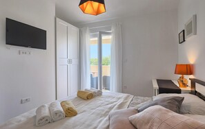 3 habitaciones, cuna de viaje, wifi gratis y ropa de cama 