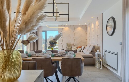 Amazing home in Gracisce