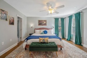 3 bedrooms, free WiFi, bed sheets