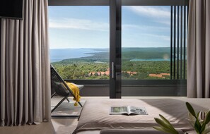 4 bedrooms, travel cot, free WiFi, bed sheets - Stunning home in Labin - Rabac (Labin - Rabac)