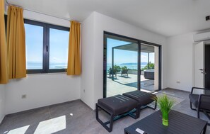 Interior - Beautiful home in Opric with WiFi (Opric)