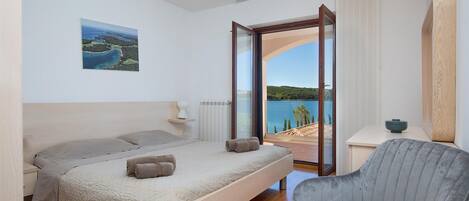 6 camere, culla da viaggio, Wi-Fi gratuito, lenzuola