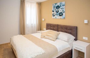 4 habitaciones, cuna de viaje, wifi gratis y ropa de cama 