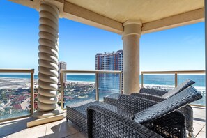 Property grounds - Portofino 4-1204 | Gulf Views | On-Site Dining | Tennis | Pools | My Beach Getaways (Pensacola Beach)
