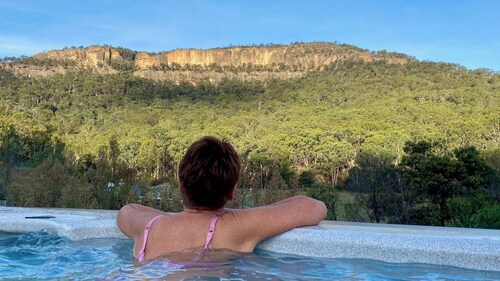 The Nile Farmstay - Cabin with cliff views, hiking trails, heated spa