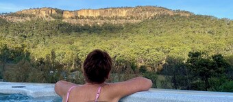 The Nile Farmstay - Cabin with cliff views, hiking trails, heated spa