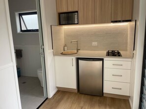 Fridge, microwave, stovetop, electric kettle