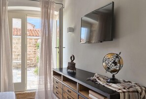 3 chambres, lit parapluie, Wi-Fi gratuit, draps fournis