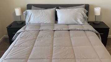 2 bedrooms, iron/ironing board, WiFi, bed sheets