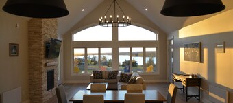 Modern PEI Cottage with Stunning River Views - Near Cavendish