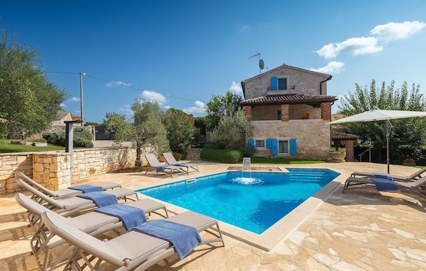 Piscina