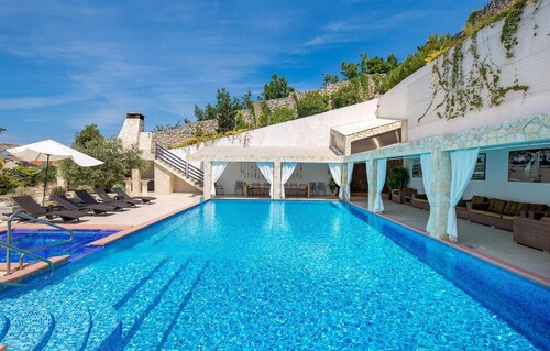 Beach front home in Crikvenica