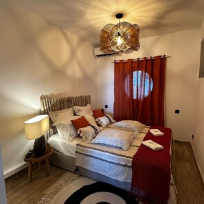1 chambre, fer et planche à repasser, Wi-Fi, draps fournis