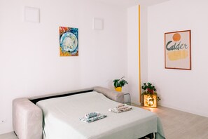 1 bedroom, iron/ironing board, free WiFi, bed sheets