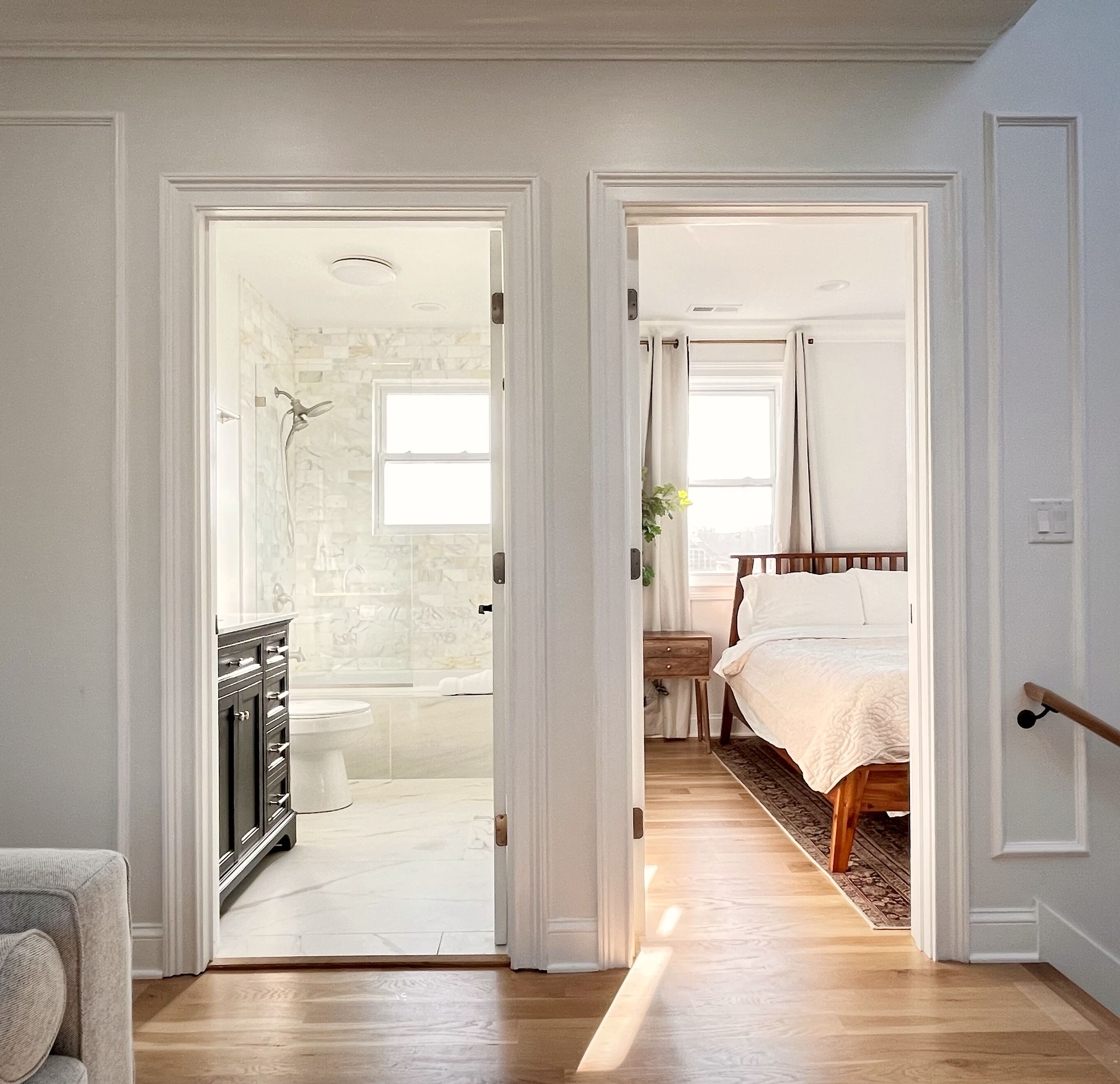 5 slaapkamers, een kluis op de kamer, een bureau