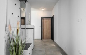 Interior - Stunning home in Skropeti (Skropeti)