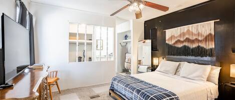 2 bedrooms, iron/ironing board, free WiFi, bed sheets