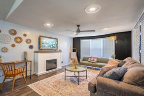 TV, peis og bordtennis