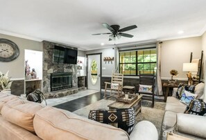 Living area - Dollywood Fireworks View! Walk to Dollywood! Private Pool Spa Gym Sauna Arcade (Pigeon Forge)