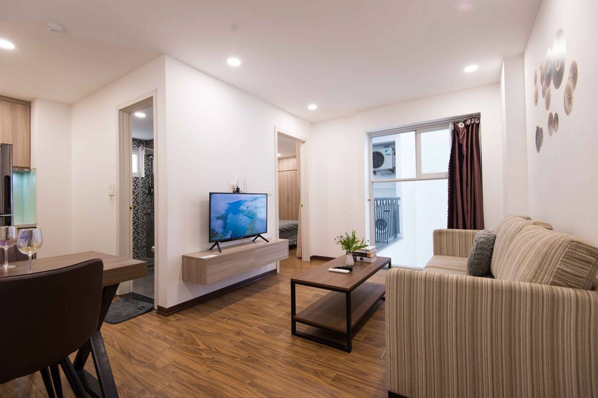 Basic Apartment | Living area