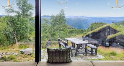 Beautiful home in Jøsenfjorden