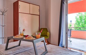5 camere, culla da viaggio, Wi-Fi gratuito, lenzuola