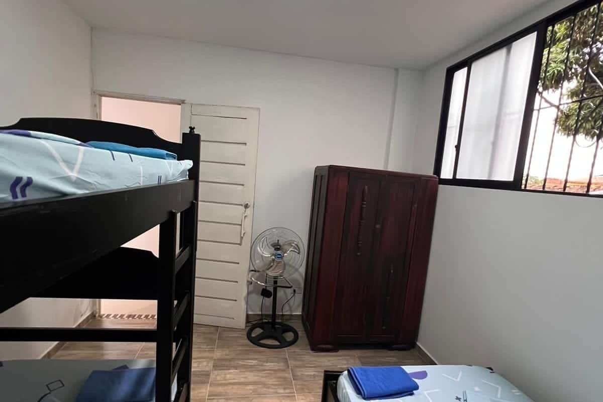 Economy Quadruple Room | Dihias secara berasingan, dilengkapkan perabot secara berasingan
