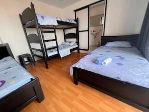 Panoramic Quadruple Room, City View | Individually decorated, individually furnished, laptop workspace - Epifania Guest House (Cali)