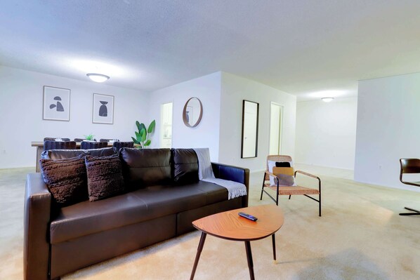 Televisio, työhuone