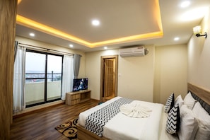 Superior Double Room | Iron/ironing board, free WiFi - Hotel Travel Inn (Kathmandu)