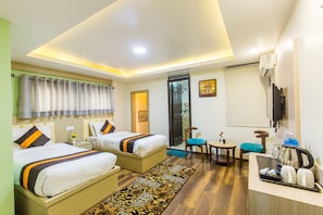 Deluxe Double or Twin Room | Iron/ironing board, free WiFi