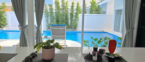 Executive Villa | Living area | Smart TV