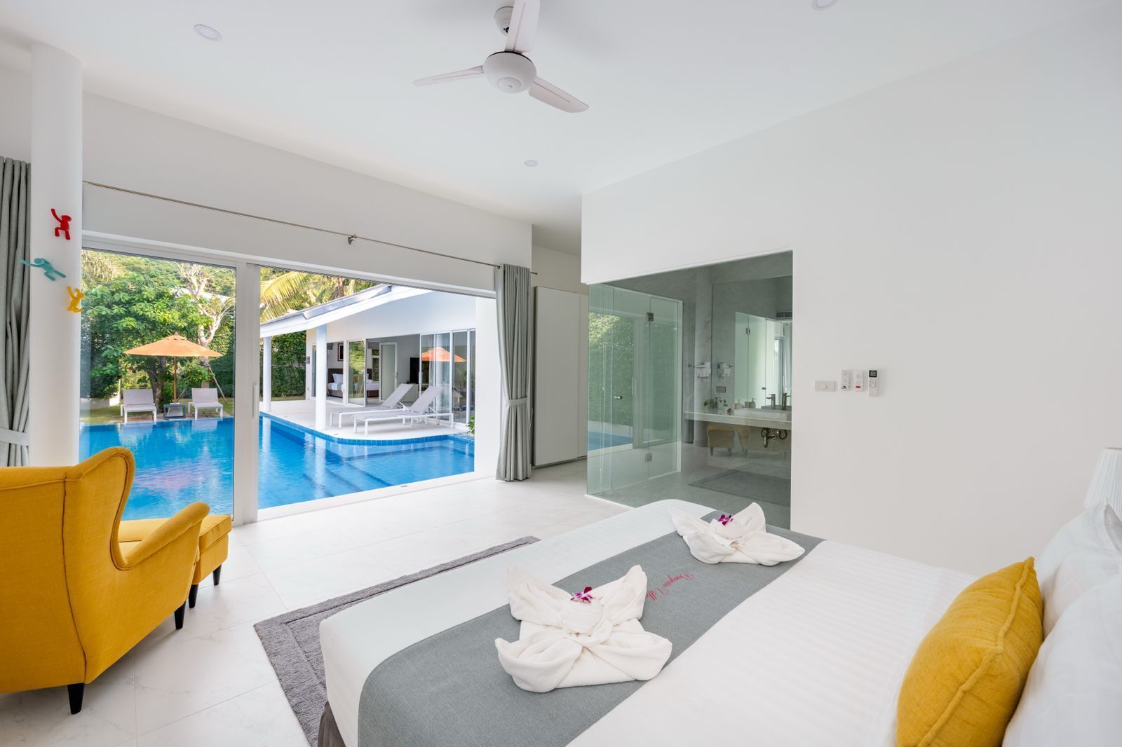 Biệt thự Executive | Bộ đồ giường cao cấp, két bảo mật tại phòng, bàn, màn/rèm cản sáng 