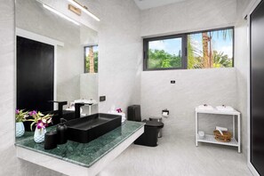 Bathroom - Bougain Villas Salad Beach (Ko Pha-ngan)