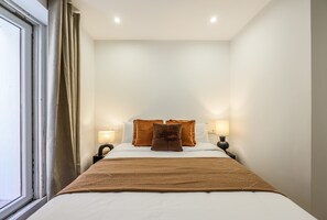 2 habitaciones, tabla de planchar con plancha y wifi gratis 