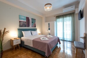 Family Apartment, 2 Bedrooms, Non Smoking, City View | 2 bedrooms, in-room safe, blackout curtains, soundproofing - Blue Ark Wanderlust (Athens)