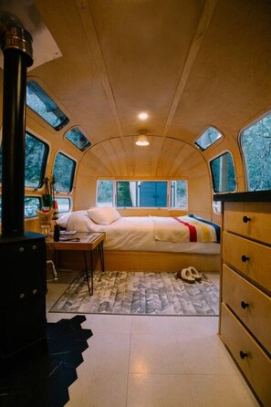 1 slaapkamer, een bureau, wifi