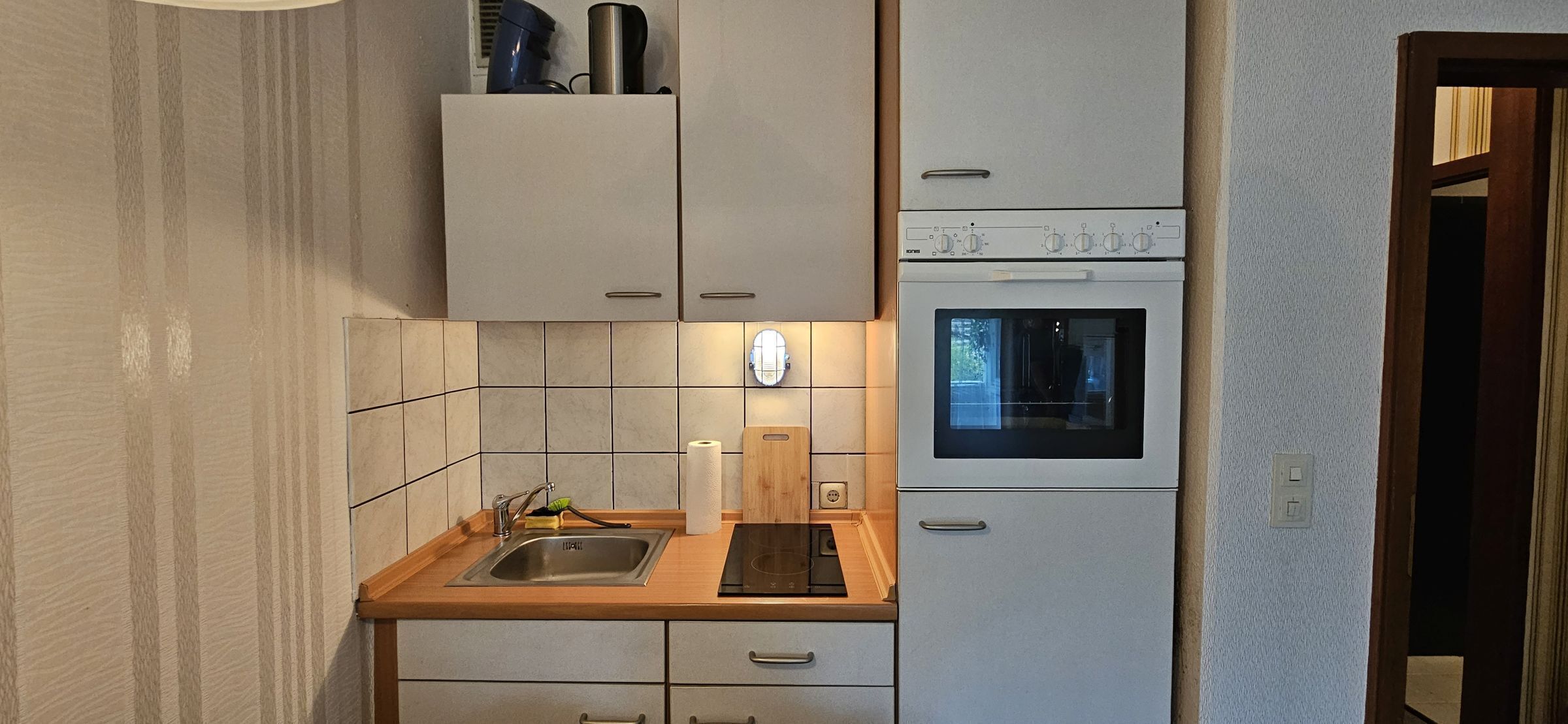 Kühlschrank, Ofen, Herdplatte, Geschirrspüler