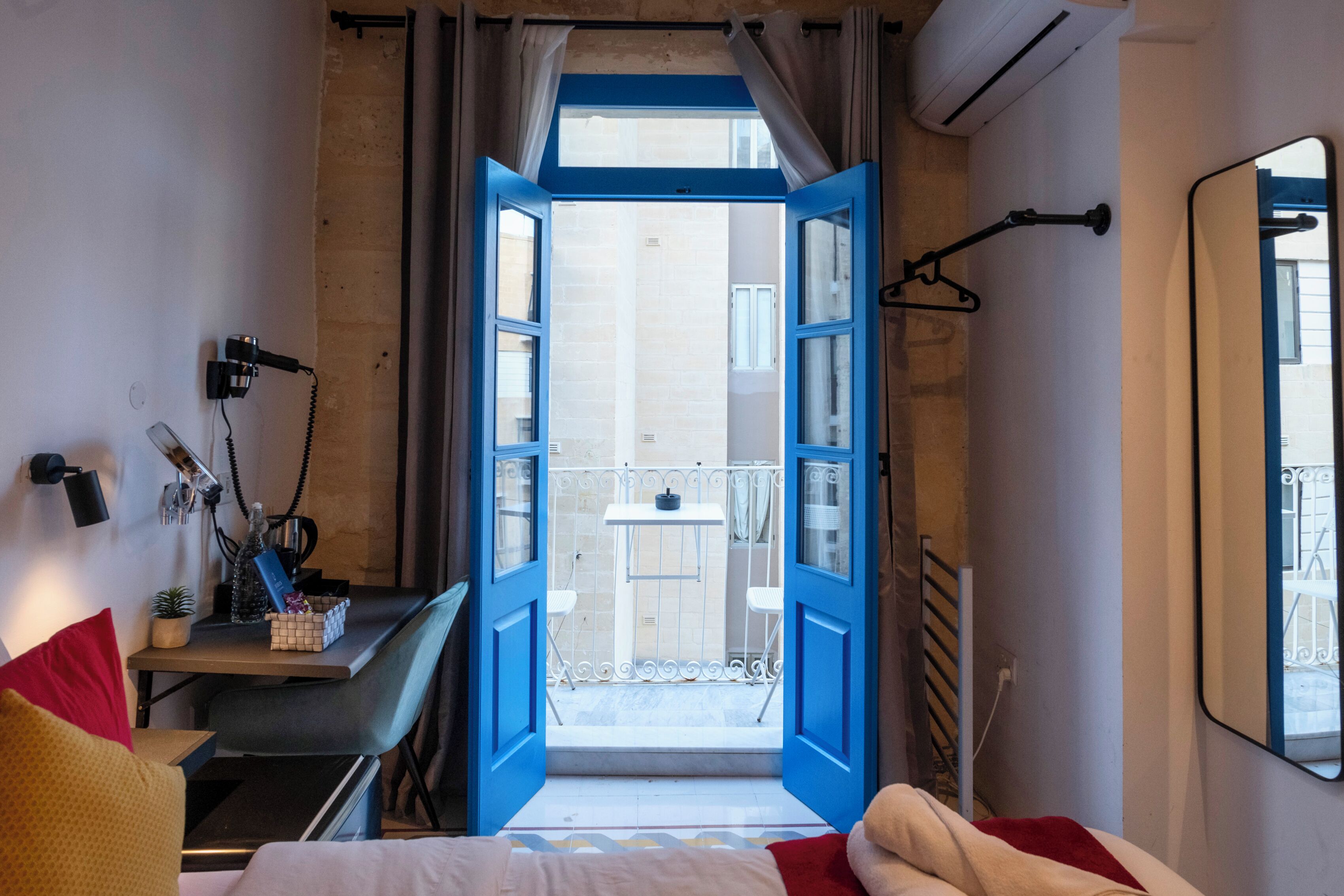 Deluxe Room, 1 Bedroom, Balcony, City View - 3rd Floor (3A) | Balcony view