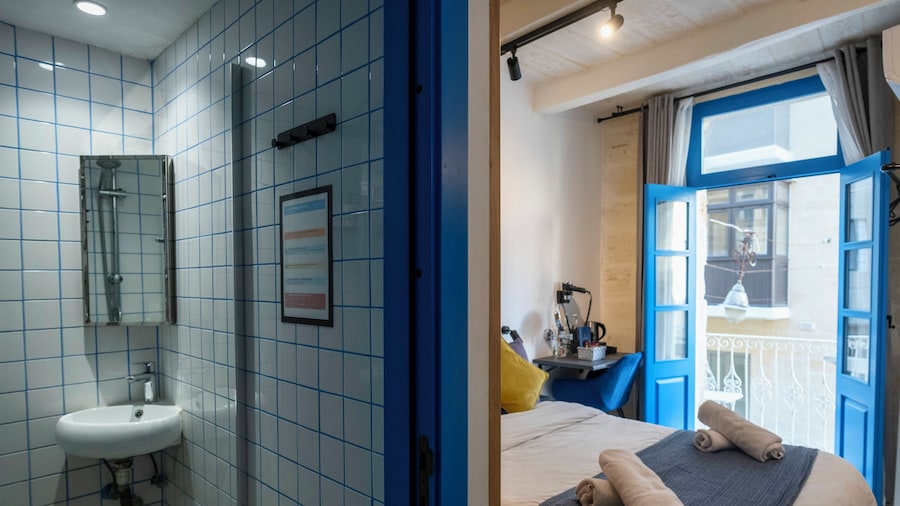 Mandera's Boutique Suites & Dorms